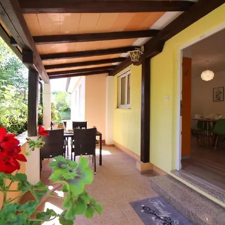 Vakantiehuis Lavanda 3 By Interhome Poreč
